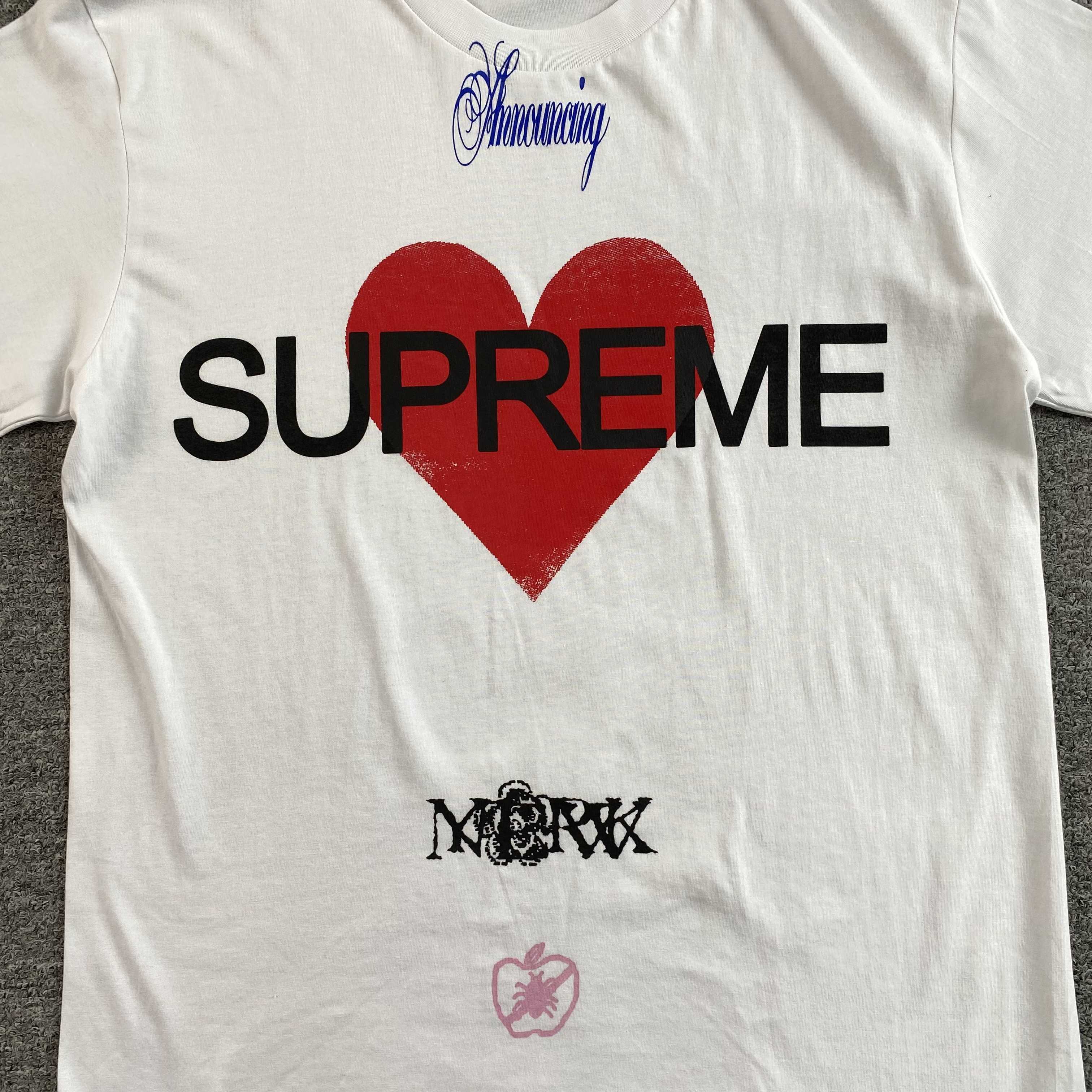 Remera Supreme Announcing Blanca - Drip Store Argentina
