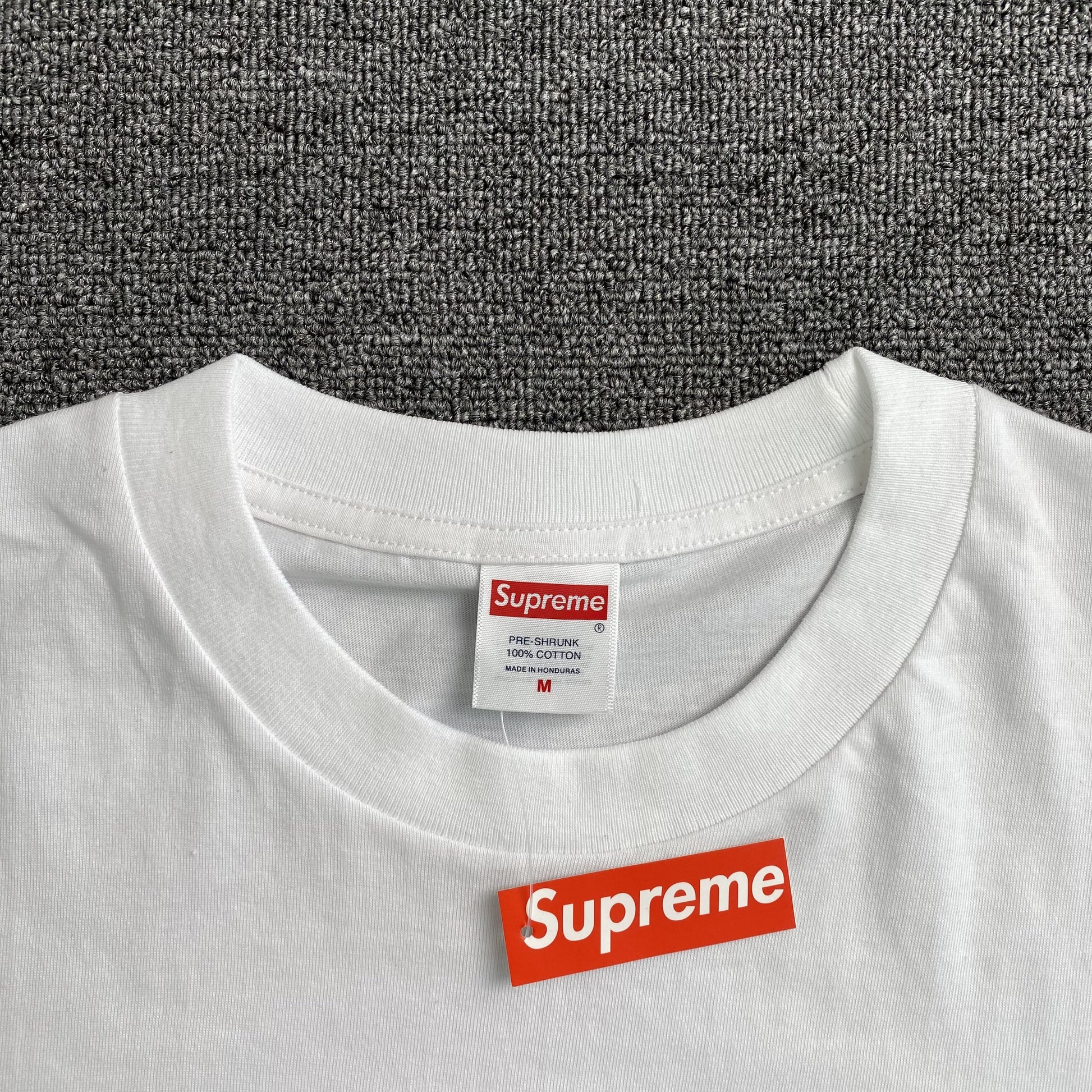 Supreme-Bedroom-Tee-White-4-Drip Store Argentina