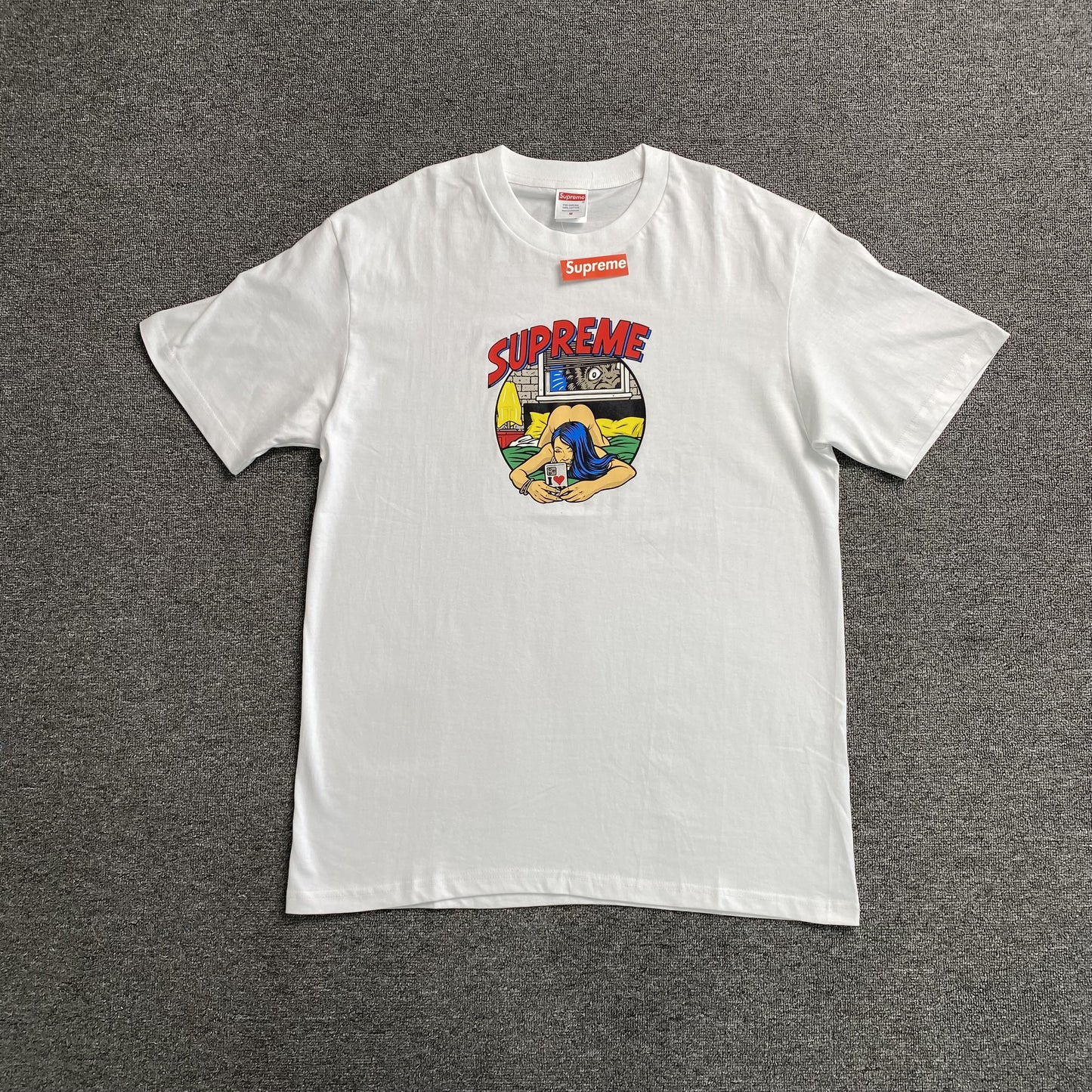 Supreme-Bedroom-Tee-White-Drip Store Argentina