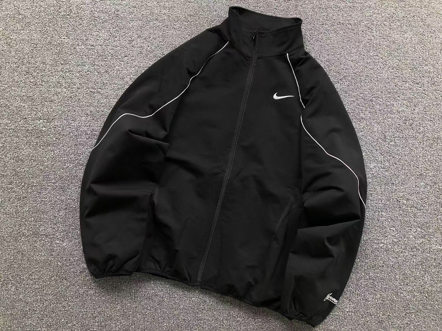 Supreme-Nike-Tracksuit-Black-3-Drip Store Argentina