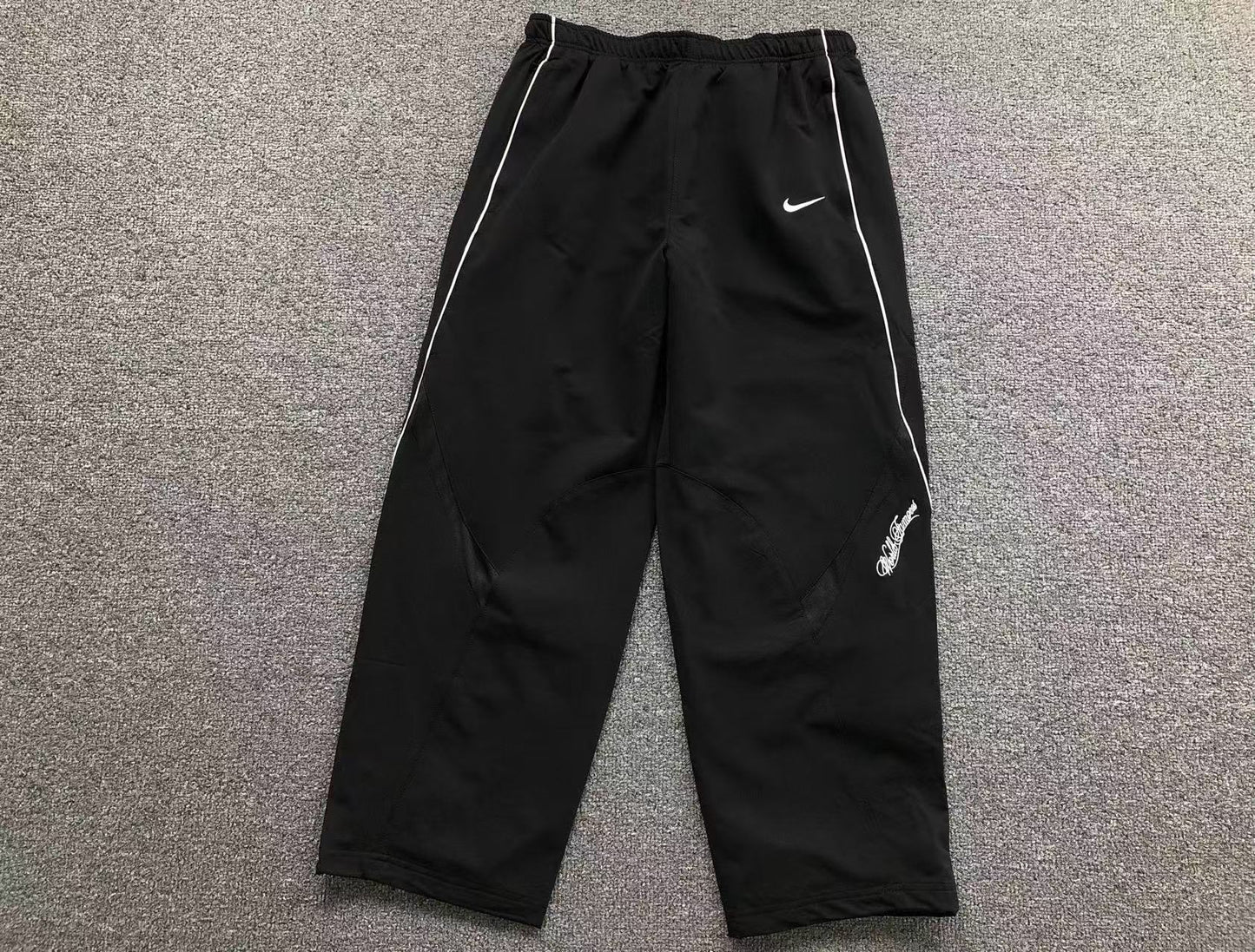 Supreme-Nike-Tracksuit-Black-5-Drip Store Argentina
