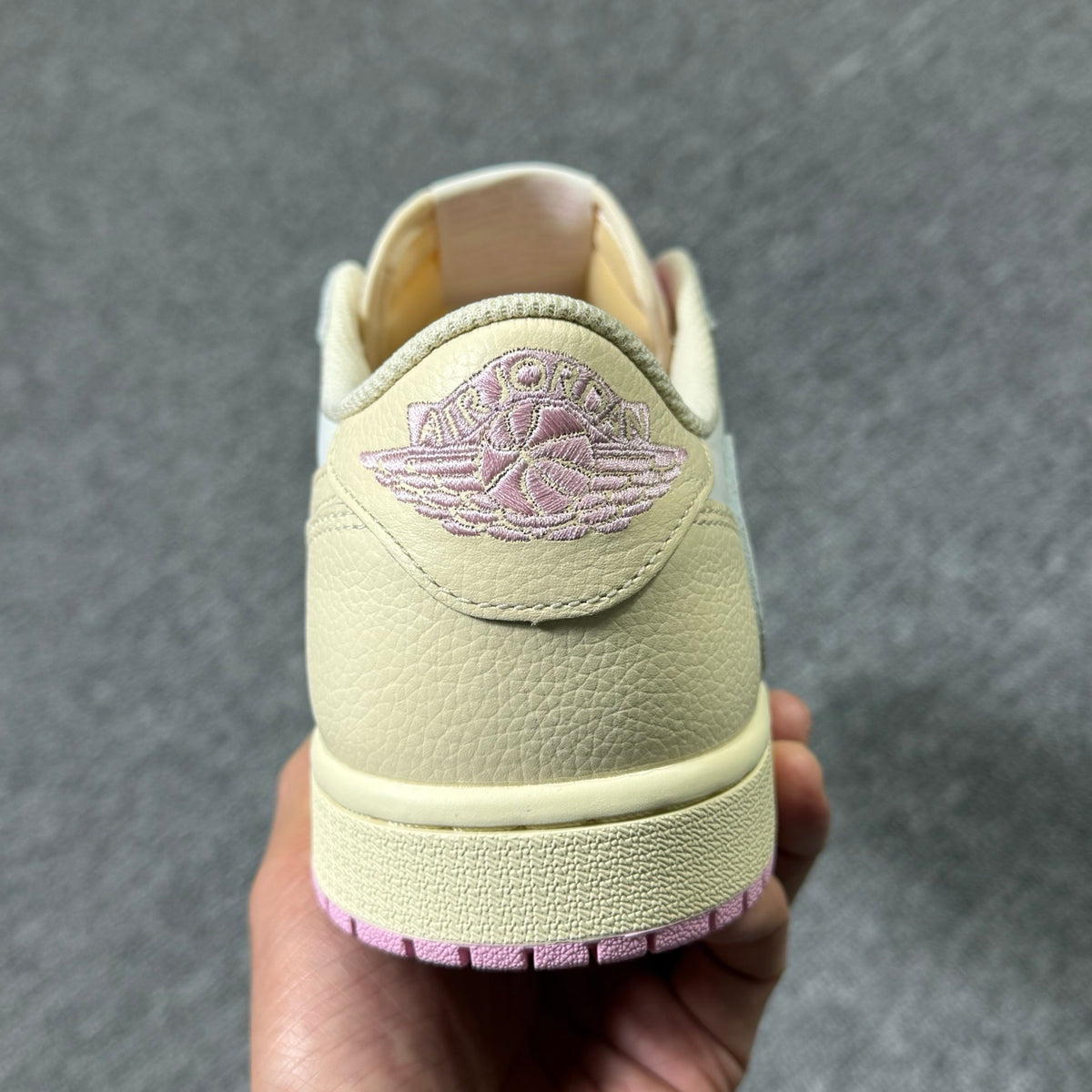 Jordan 1 Low X Travis Scott Shy Pink