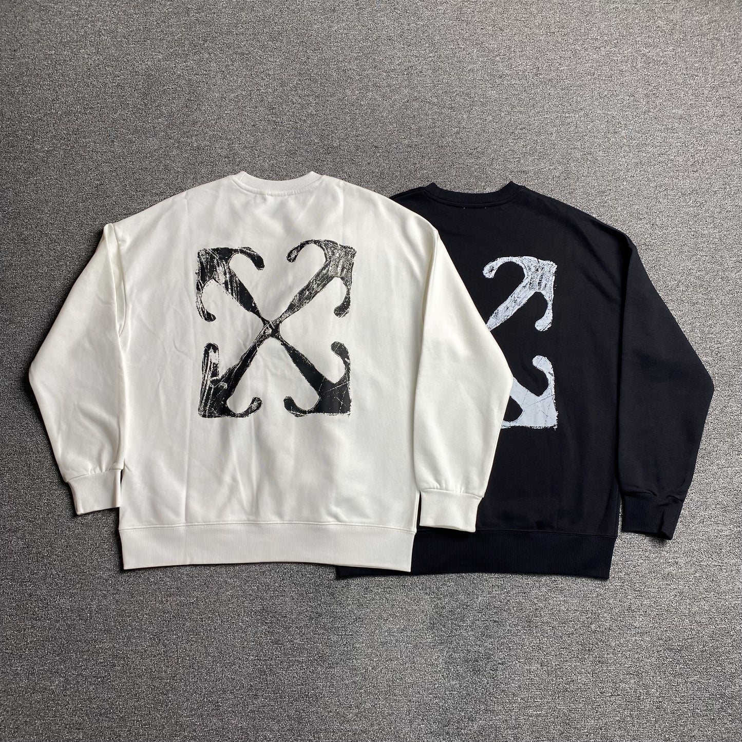 OFF WHITE SCRATCH ARROW CREWNECK BLACK