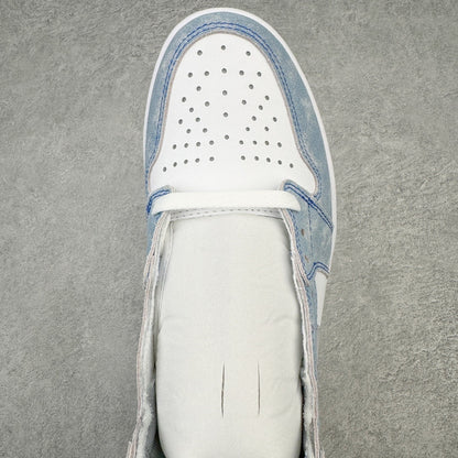 AIR JORDAN 1 HIGH "HYPER ROYAL"