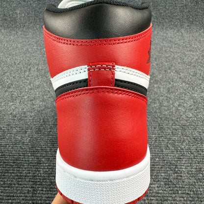 AIR JORDAN 1 HIGH RETRO "BLACK TOE" (2016)