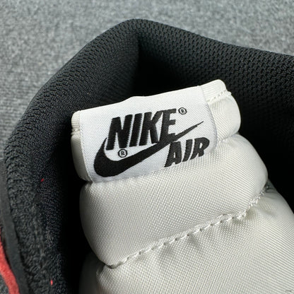 AIR JORDAN 1 HIGH RETRO "BLACK TOE" (2016)