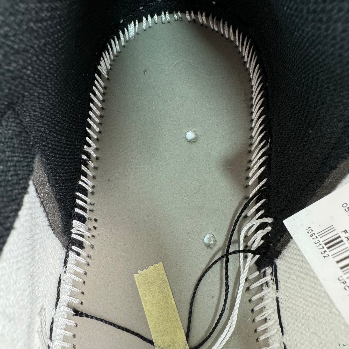 AIR JORDAN 1 HIGH RETRO "BLACK TOE" (2016)