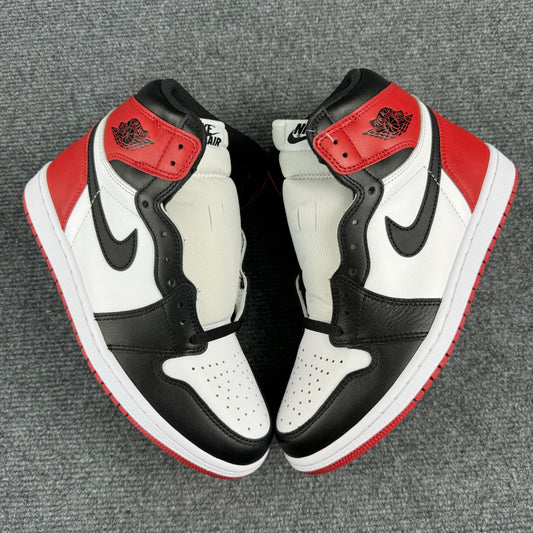 AIR JORDAN 1 HIGH RETRO "BLACK TOE" (2016)