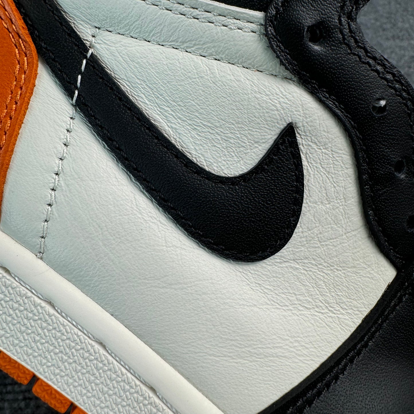 AIR JORDAN 1 HIGH "SHATTERED BACKBOARD"