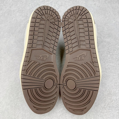 AIR JORDAN 1 LOW "TRAVIS SCOTT"