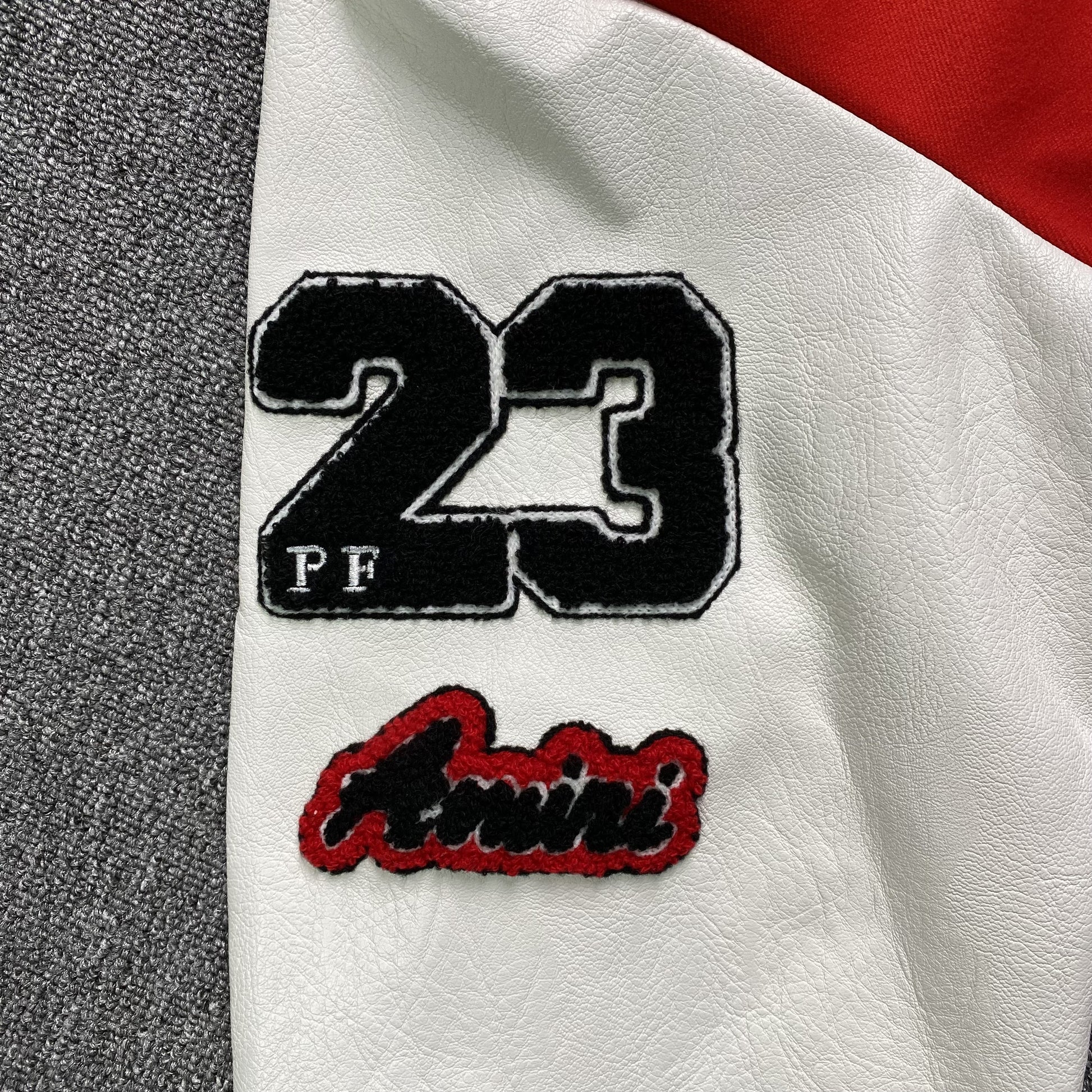 amiri-logo-patch-varsity-jacket-red-10-Drip Store Argentina