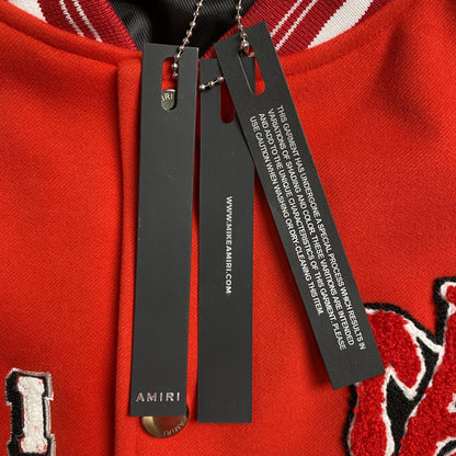 amiri-logo-patch-varsity-jacket-red-6-Drip Store Argentina