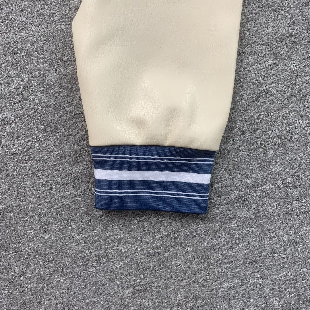 amiri-pegasus-varsity-bomber-jacket-light-blue-17-Drip Store Argentina