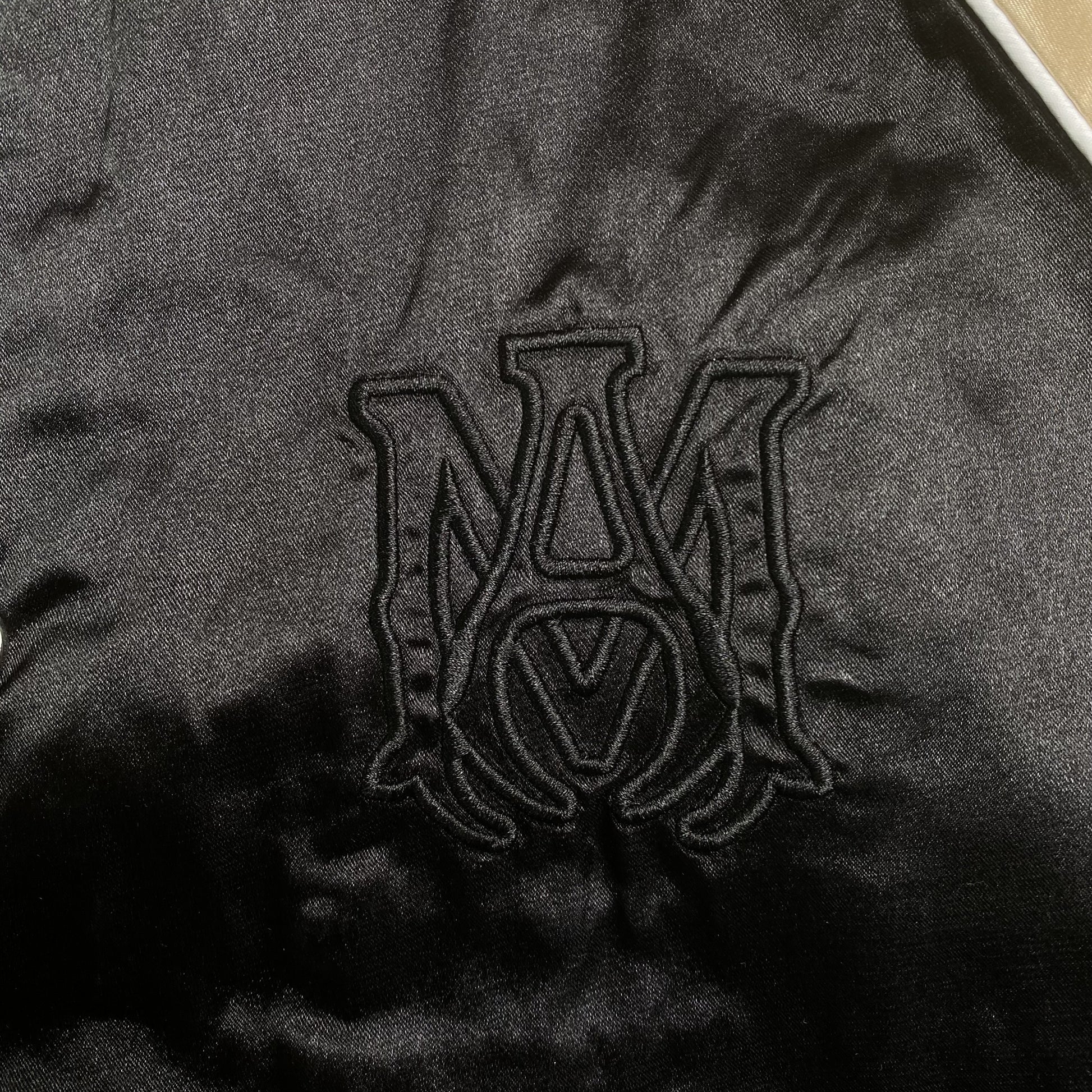 amiri-satin-flames-souvenir-varsity-bomber-jacket-black-3-Drip Store Argentina