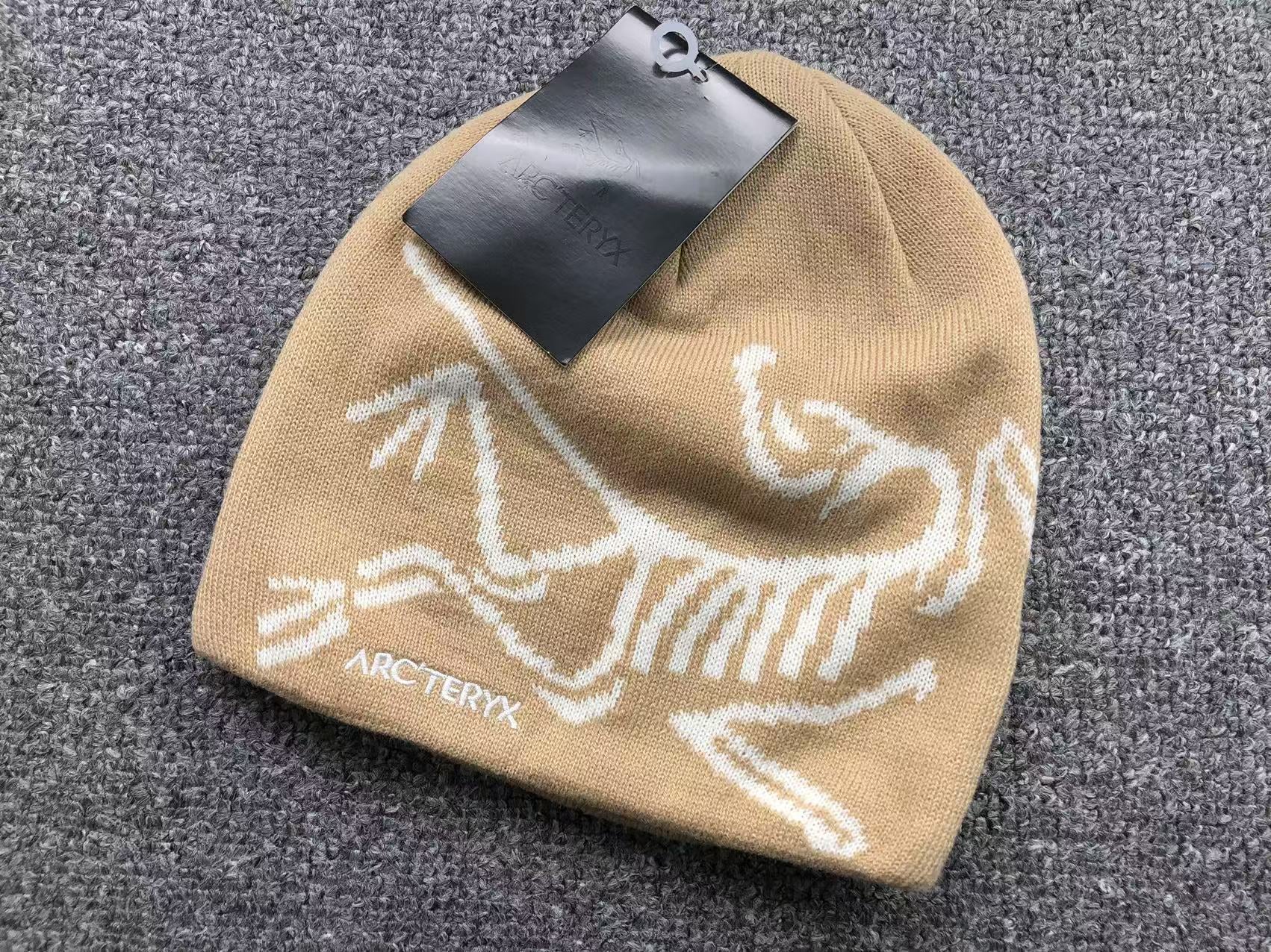 arcteryx-bird-head-toque-beanie-beige-Drip Store Argentina