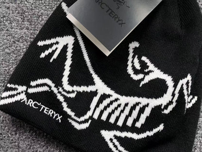 arcteryx-bird-head-toque-beanie-black-4-Drip Store Argentina