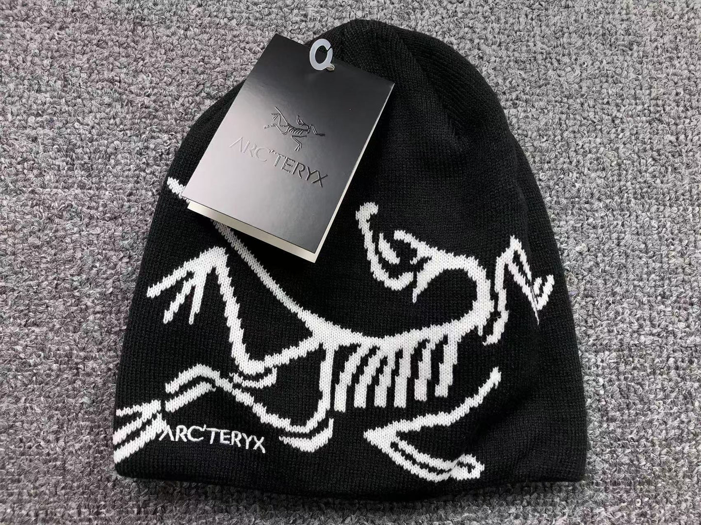 arcteryx-bird-head-toque-beanie-black-Drip Store Argentina