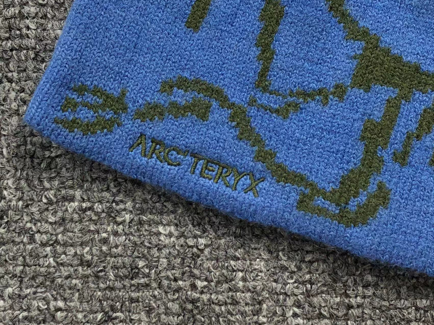 arcteryx-bird-head-toque-beanie-blue-2-Drip Store Argentina