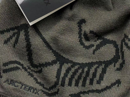 arcteryx-bird-head-toque-beanie-grey-3-Drip Store Argentina