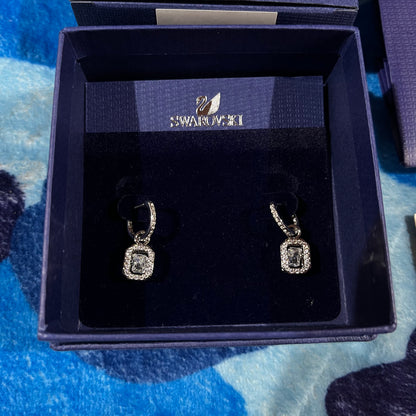 Aros Swarovski Millenia Plateado