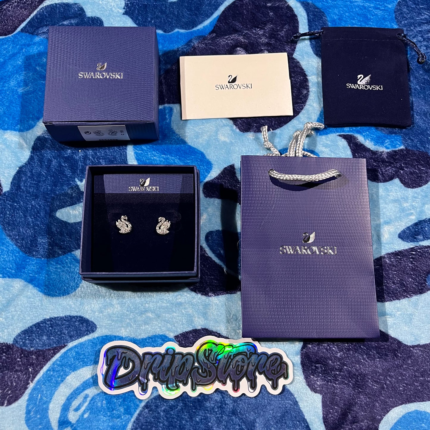 Aros Swarovski Swan Plateado