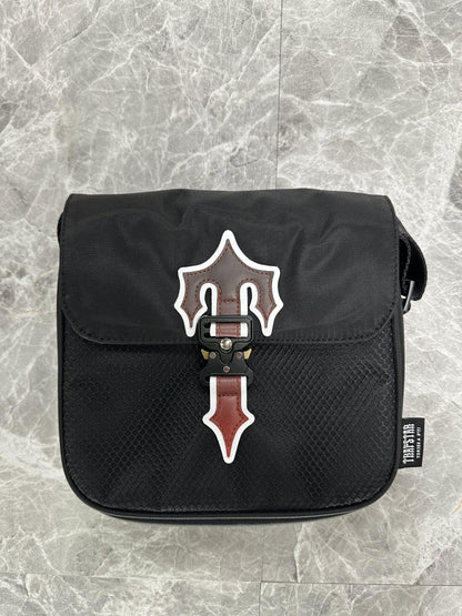 TRAPSTAR IRONGATE 1.0 CROSSBODY BAG GRADIENT RED