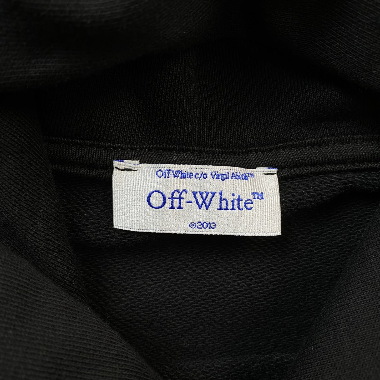 OFF WHITE EMBROIDERY ARROW HOODIE BLACK