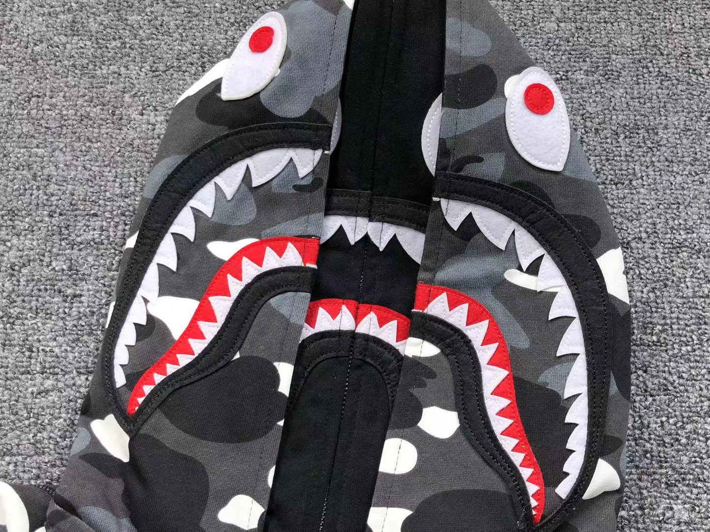 BAPE CITY CAMO SHARK WIDE FULL ZIP DOUBLE HOODIE BLACK