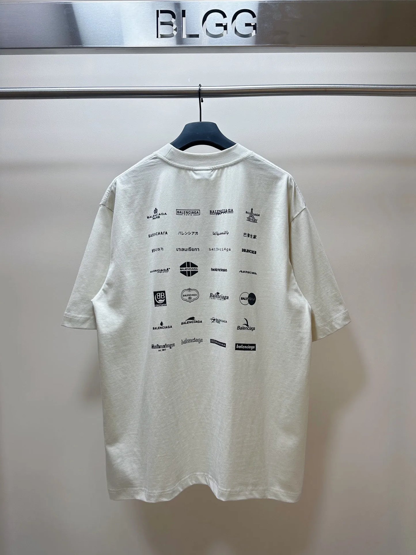 balenciaga-archives-logos-t-shirt-white-2-Drip Store Argentina