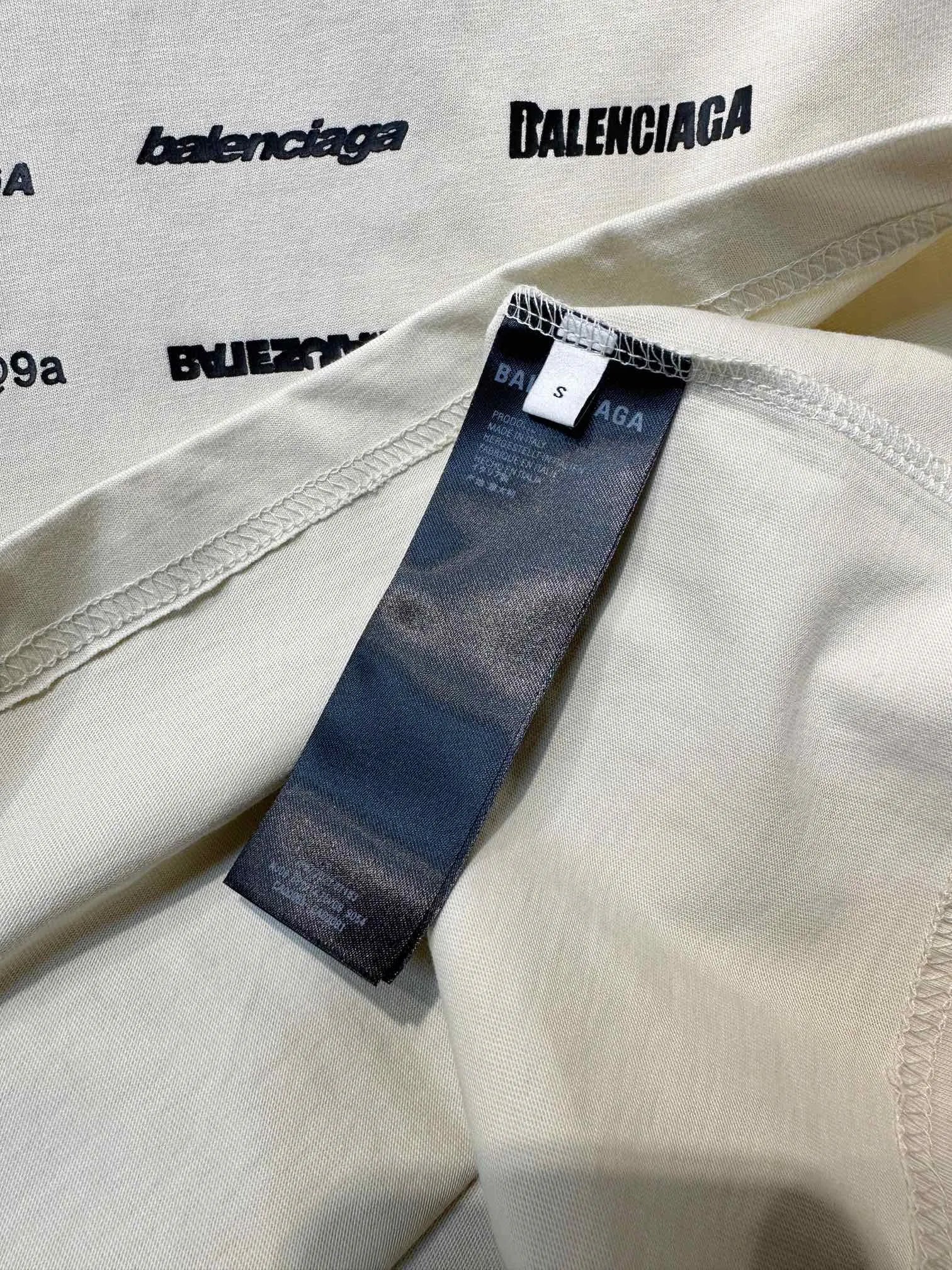 balenciaga-archives-logos-t-shirt-white-7-Drip Store Argentina