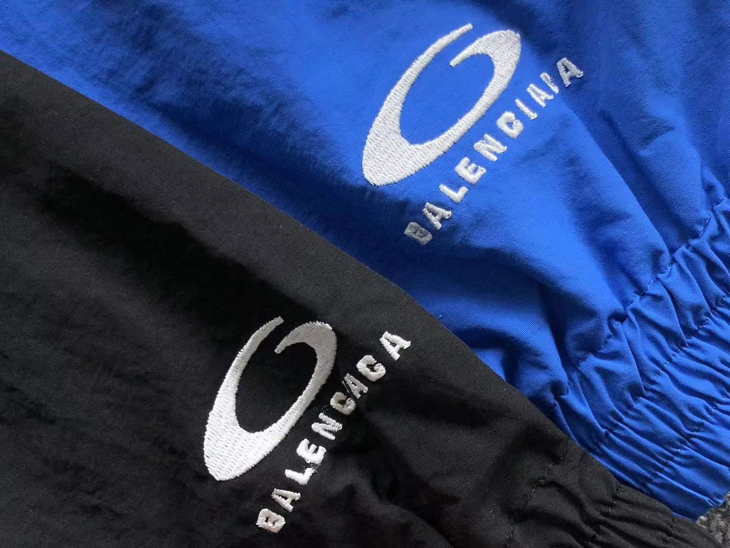 Campera Balenciaga Basketball Negra