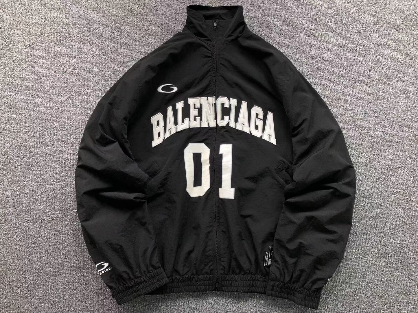 Campera Balenciaga Basketball Negra