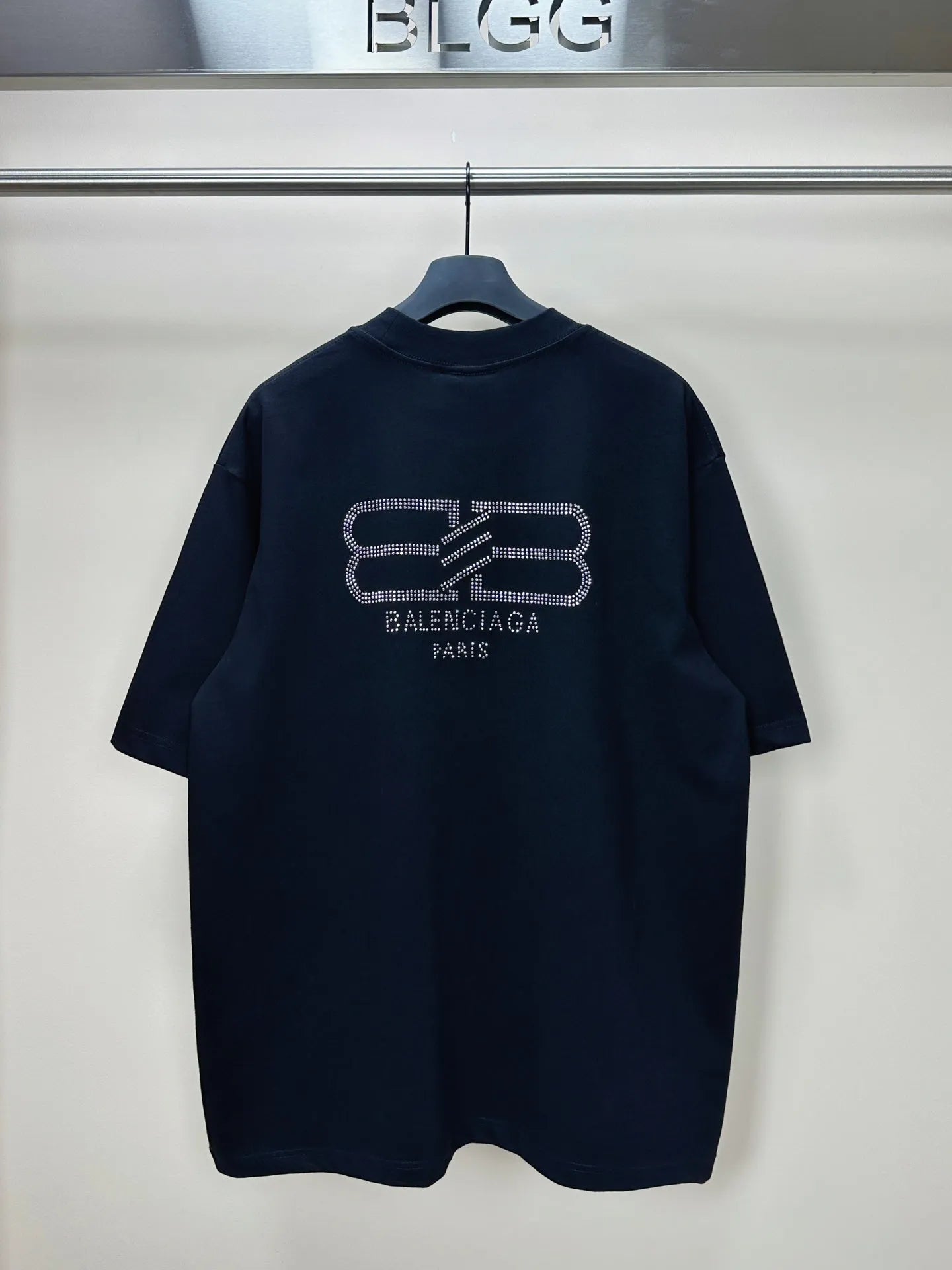 balenciaga-bb-paris-strass-t-shirt-black-Drip Store Argentina