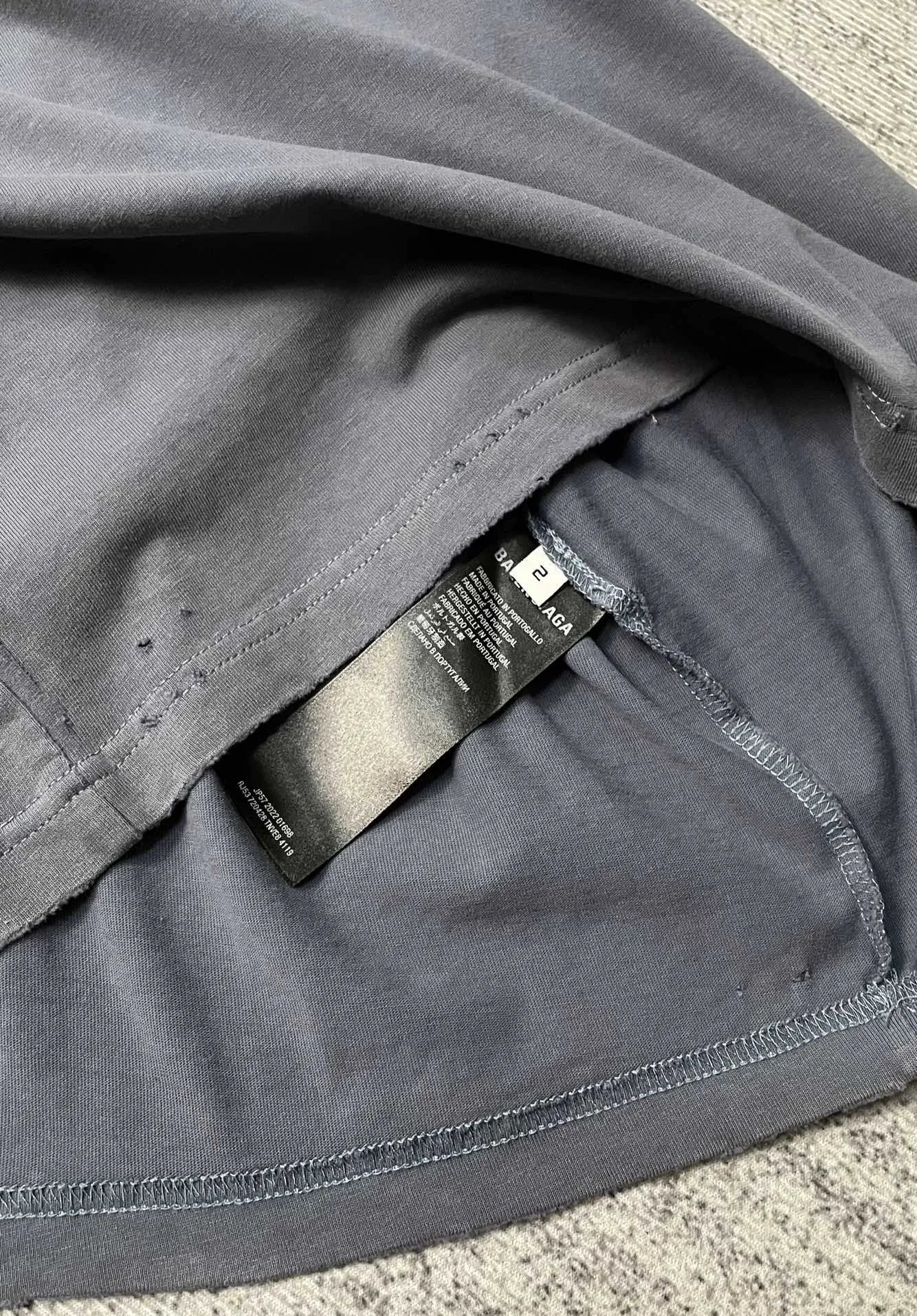 balenciaga-burning-unity-t-shirt-blue-10-Drip Store Argentina