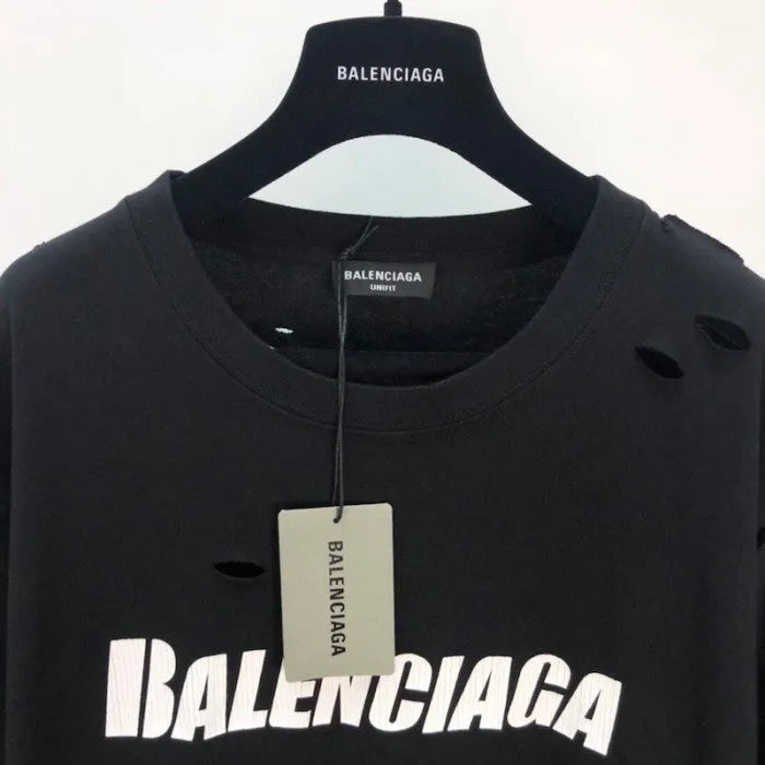 balenciaga-caps-destroyed-flatground-t-shirt-black-2-Drip Store Argentina