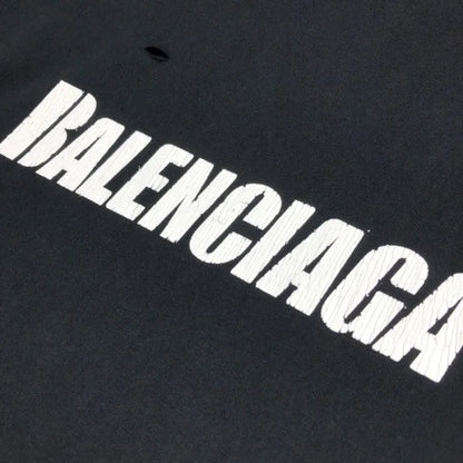 balenciaga-caps-destroyed-flatground-t-shirt-black-3-Drip Store Argentina