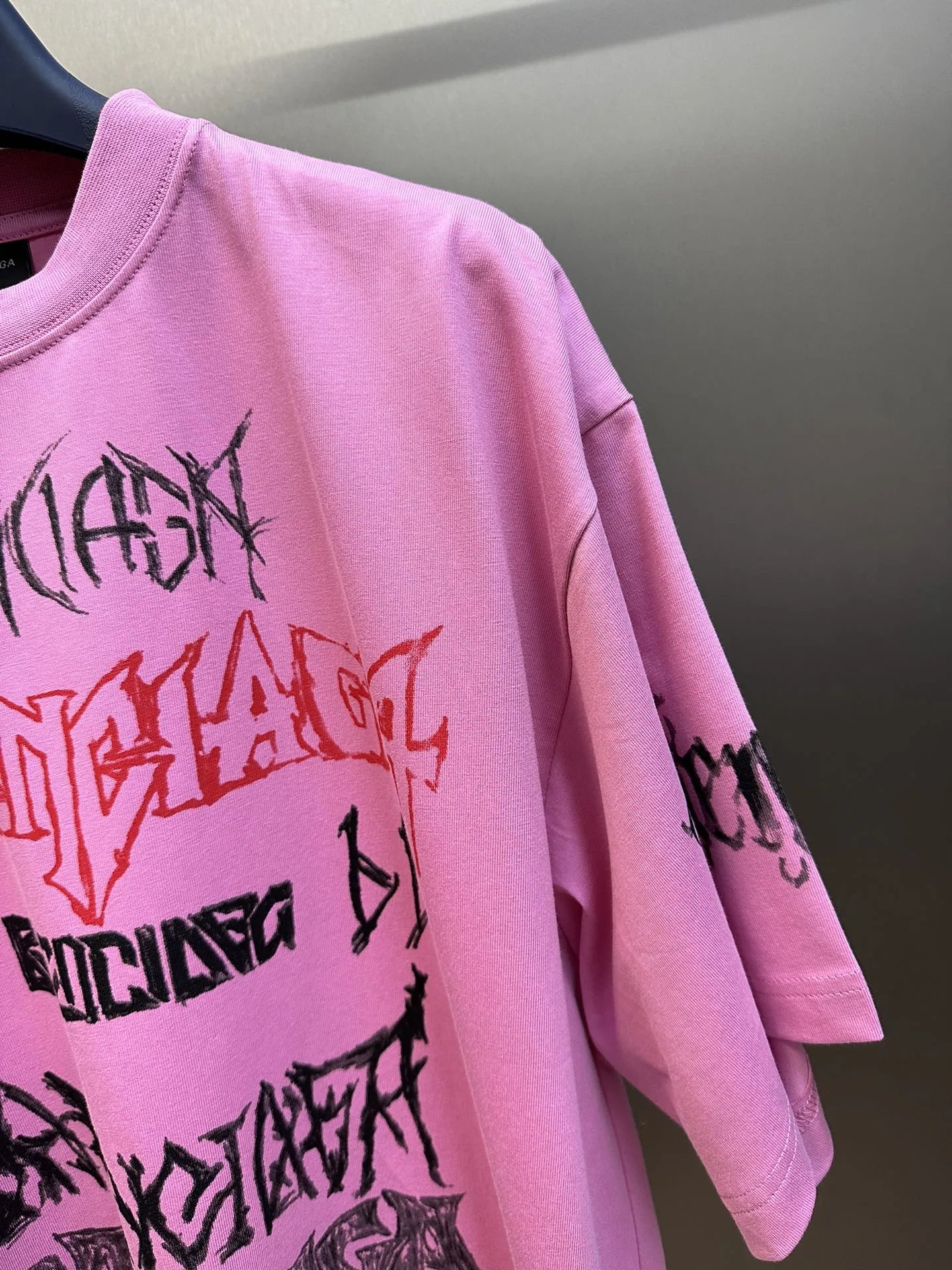 balenciaga-diy-metal-t-shirt-pink-7-Drip Store Argentina
