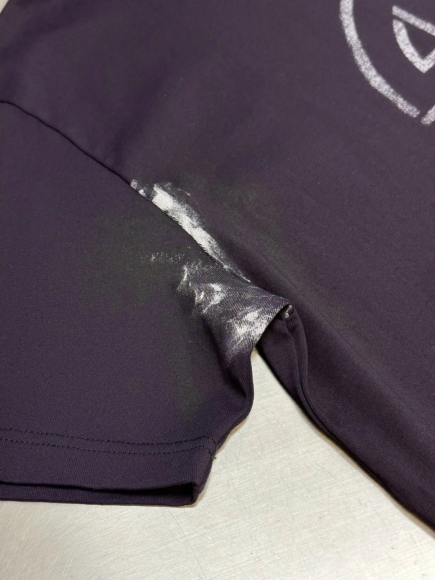 balenciaga-metal-bb-stencil-t-shirt-black-7-Drip Store Argentina