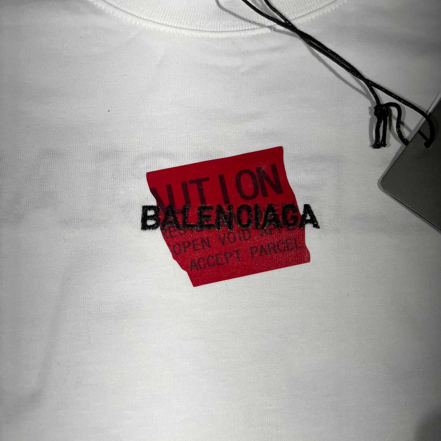 Remera Balenciaga Red Tape Blanca