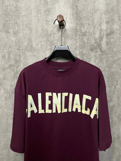 balenciaga-tape-type-t-shirt-dark-red-4-Drip Store Argentina