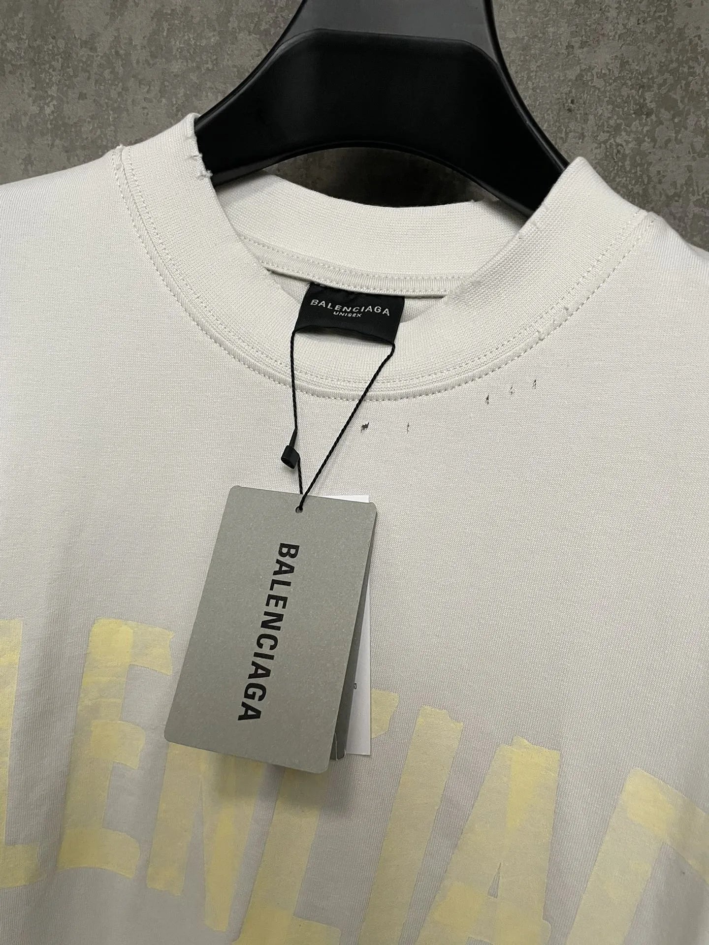 balenciaga-tape-type-t-shirt-white-5-Drip Store Argentina