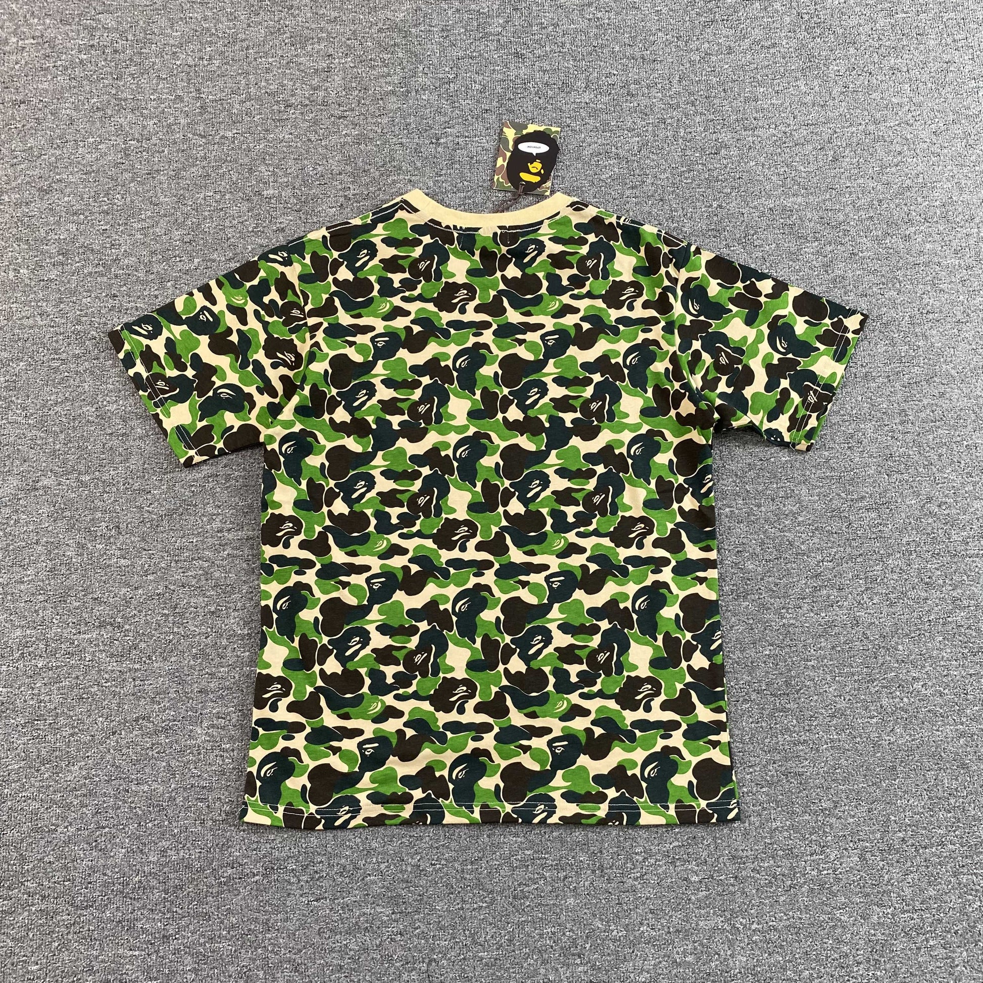 bape-1st-camo-one-point-tee-green-2-Drip Store Argentina