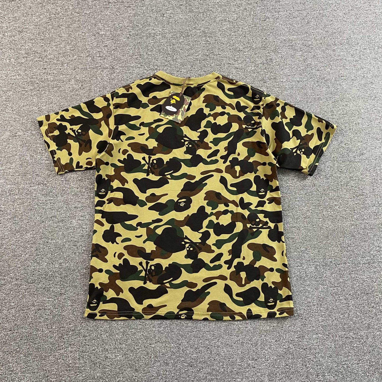 bape-1st-camo-one-point-tee-yellow-2-Drip Store Argentina