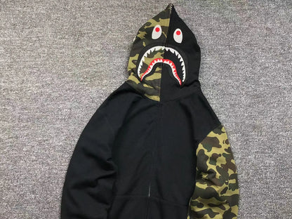 bape-1st-camo-shark-full-zip-hoodie-black-15-Drip Store Argentina