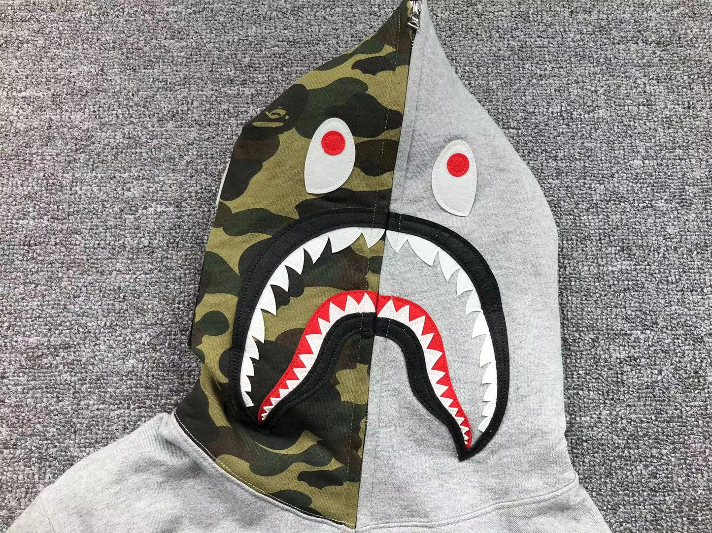 bape-1st-camo-shark-full-zip-hoodie-grey-5-Drip Store Argentina