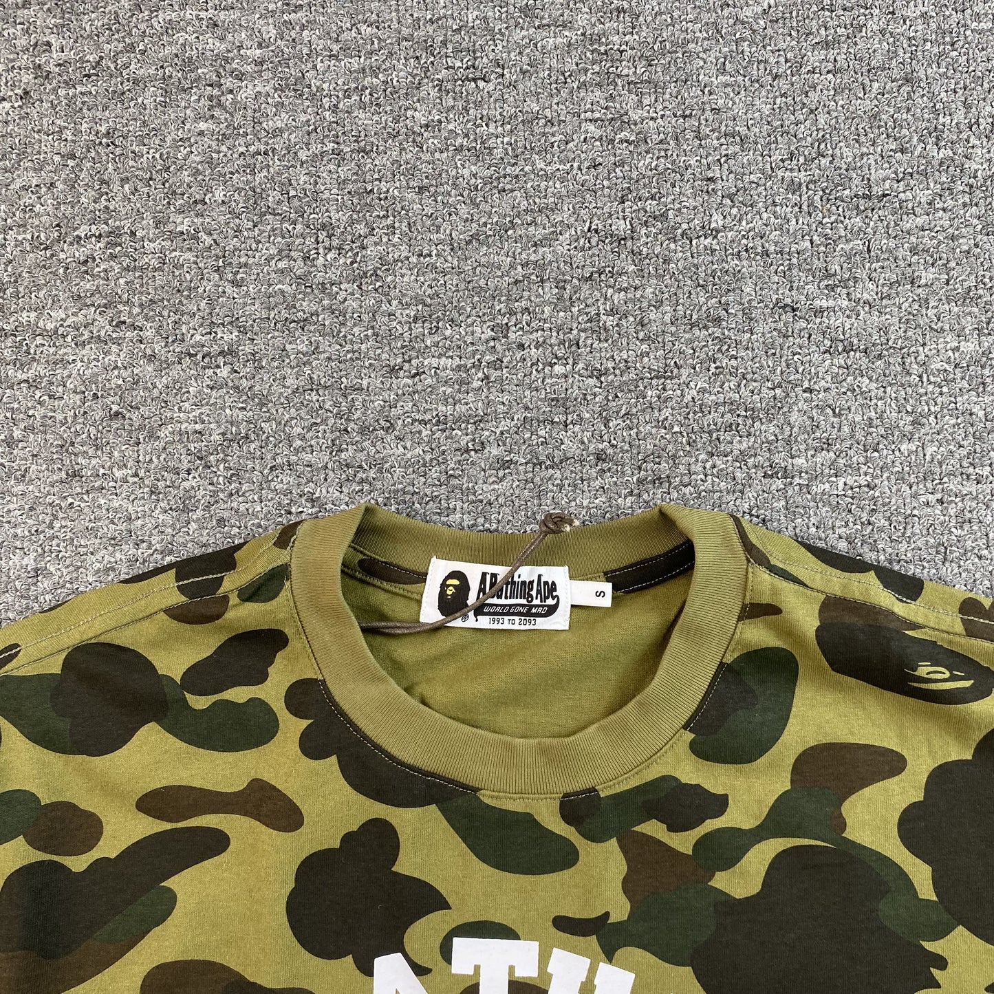 bape-1st-camo-tee-green-4-Drip Store Argentina