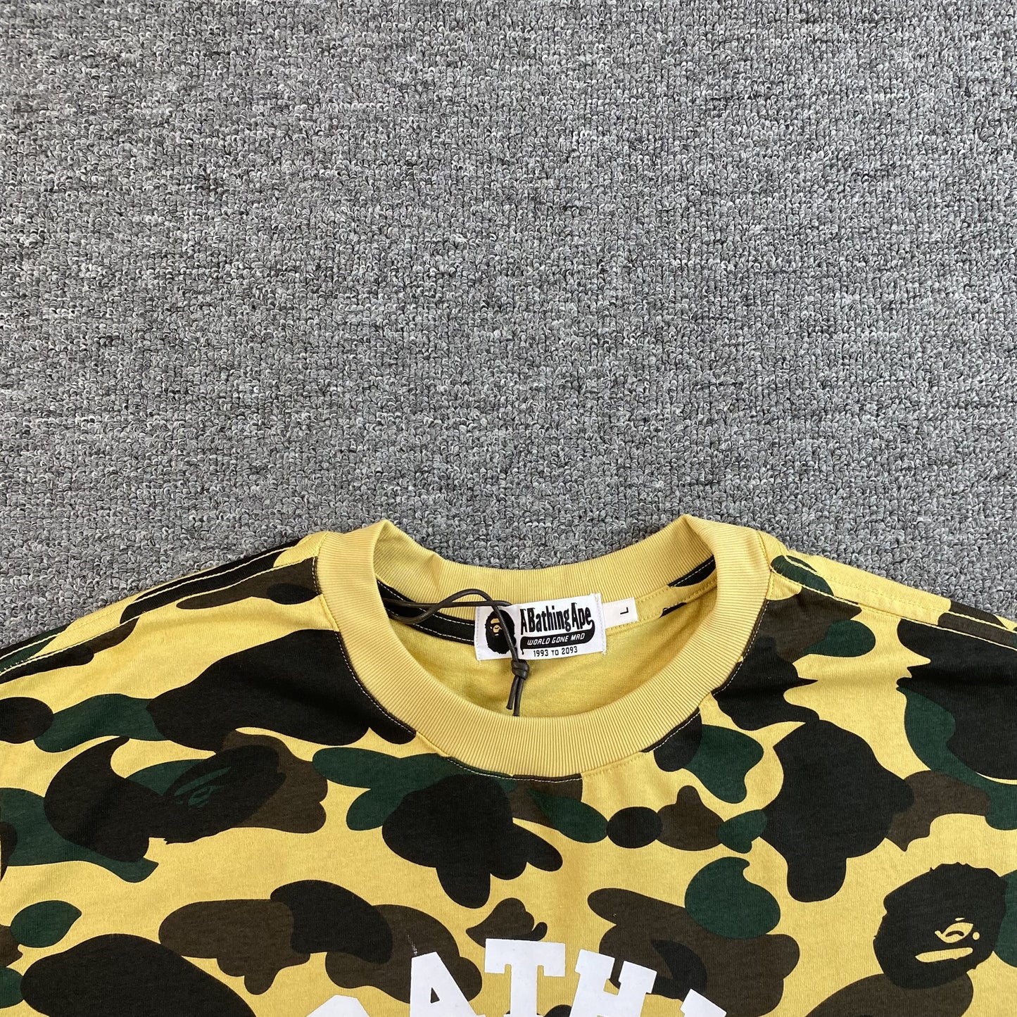 bape-1st-camo-tee-yellow-5-Drip Store Argentina
