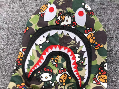 bape-abc-camo-hello-kitty-shark-full-zip-hoodie-green-4-Drip Store Argentina