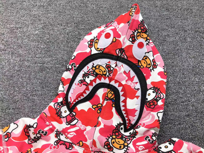 bape-abc-camo-hello-kitty-shark-full-zip-hoodie-pink-5-Drip Store Argentina