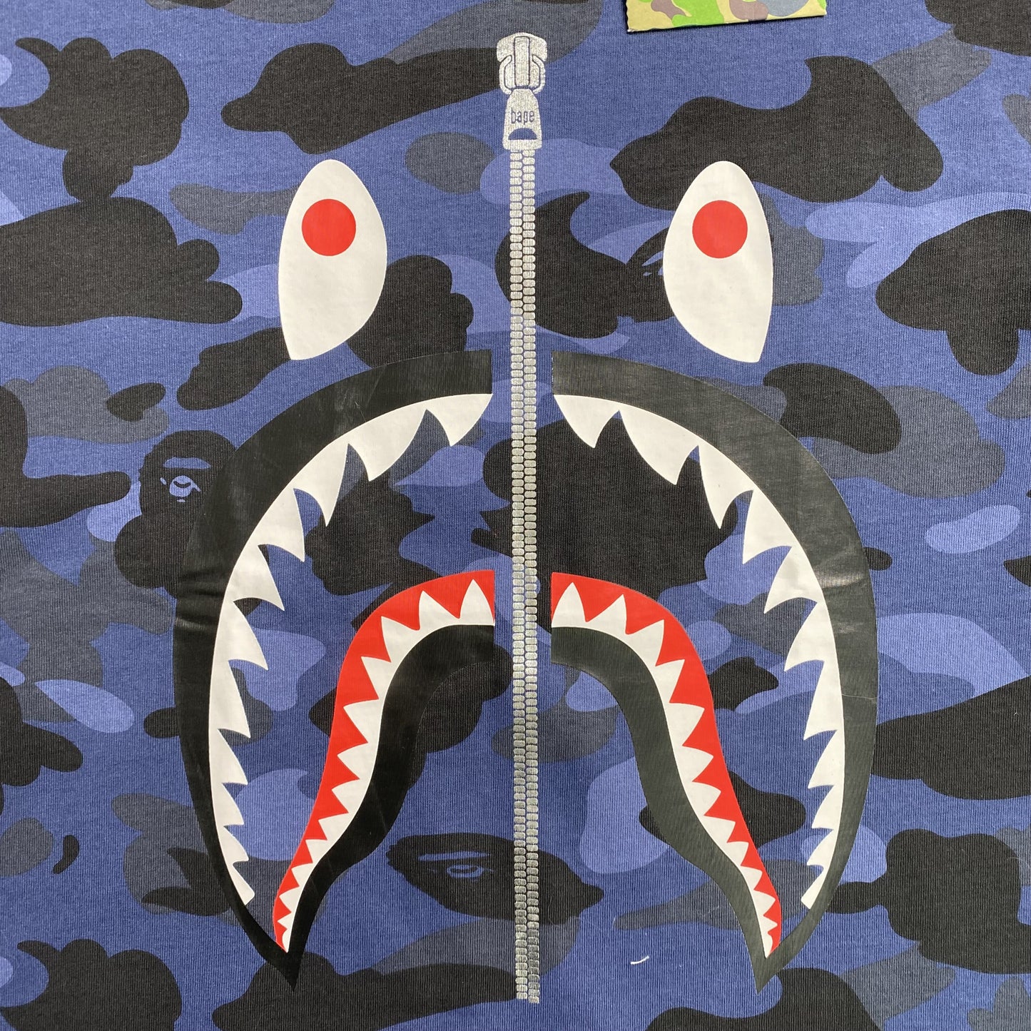 bape-abc-camo-shark-tee-blue-3-Drip Store Argentina
